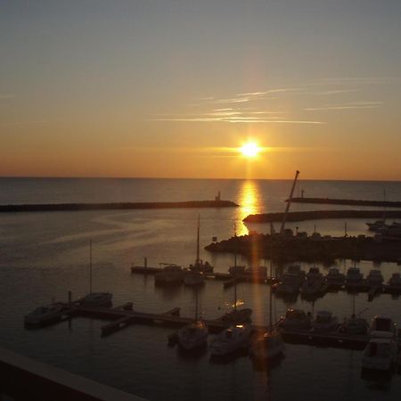 Hotel Le Richmont Marseillan  Bagian luar foto