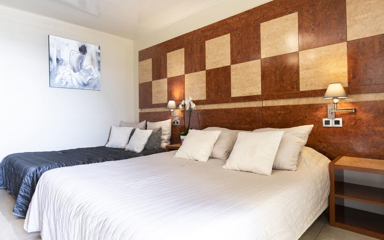 Hotel Le Richmont Marseillan  Bagian luar foto