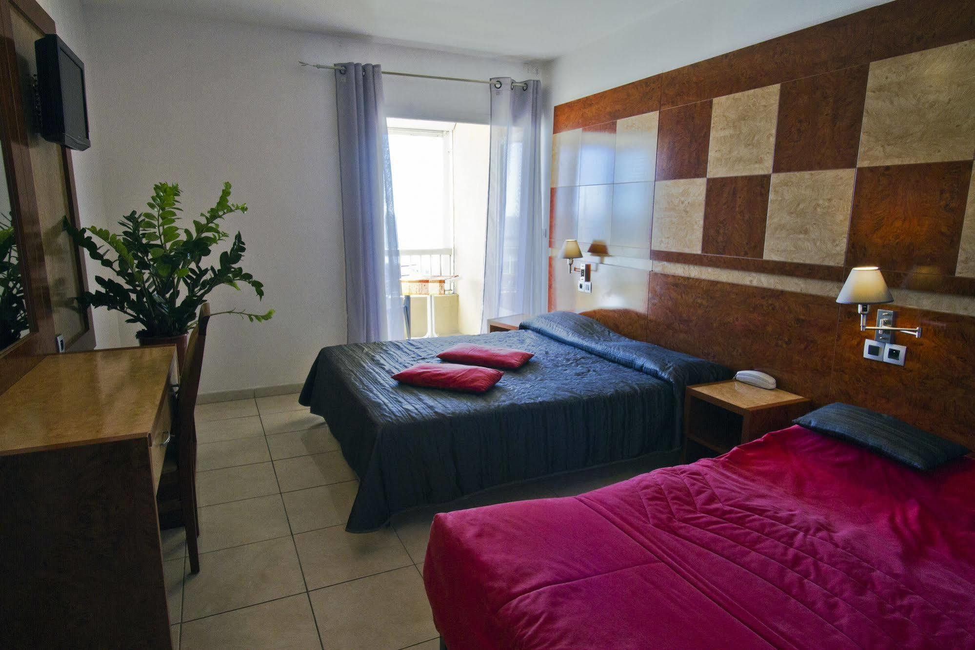 Hotel Le Richmont Marseillan  Bagian luar foto