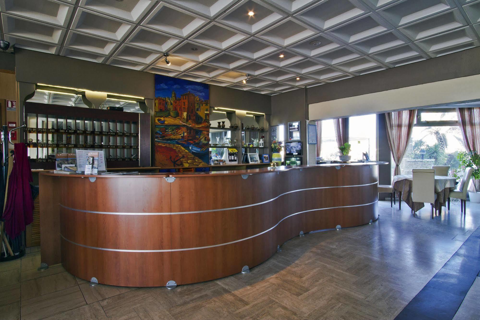Hotel Le Richmont Marseillan  Bagian luar foto